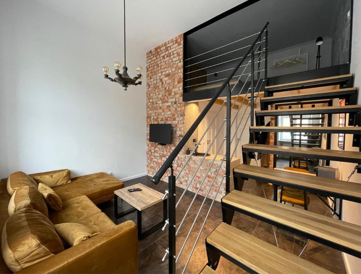 Off Side Story Apartment 罗兹 外观 照片