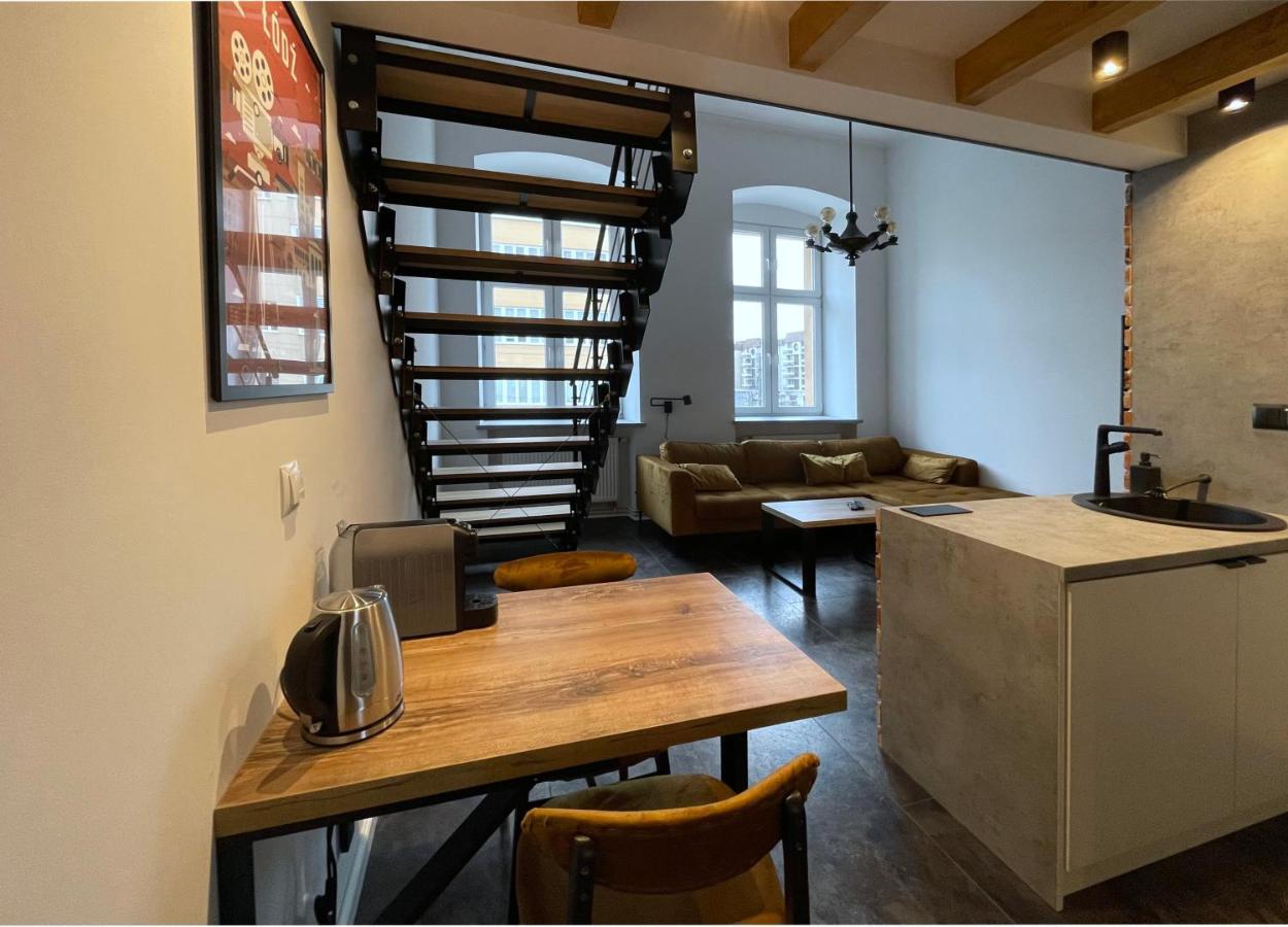 Off Side Story Apartment 罗兹 外观 照片